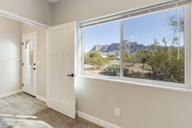 973 N Boyd Road, Apache Junction, AZ 85119