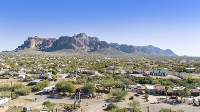 973 N Boyd Road, Apache Junction, AZ 85119