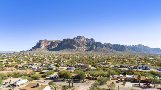 973 N Boyd Road, Apache Junction, AZ 85119
