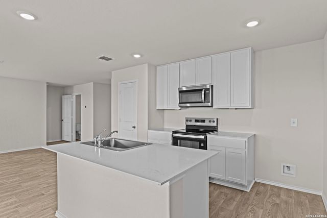 919 Prince Albert, Seguin, TX 78155