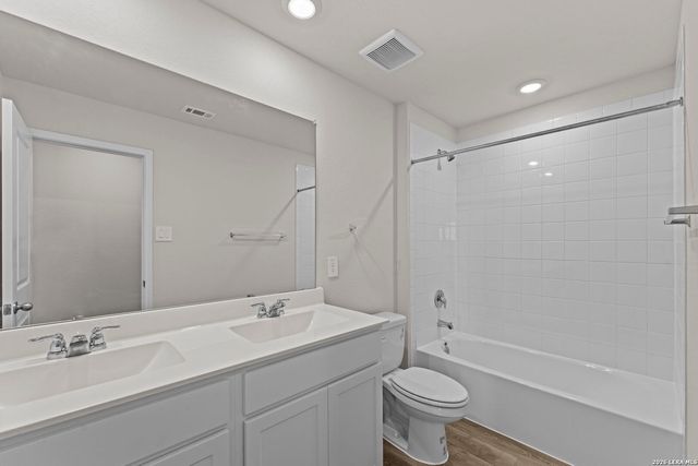 919 Prince Albert, Seguin, TX 78155