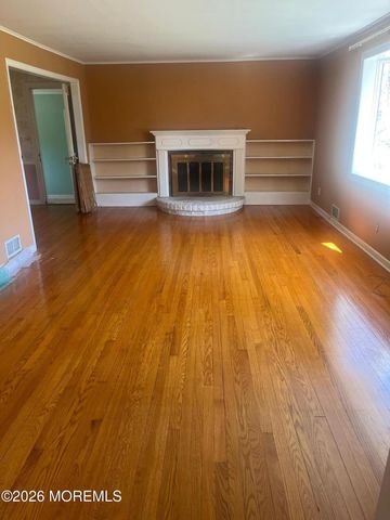 216 Queens Drive S, Little Silver, NJ 07739