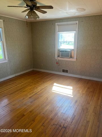 216 Queens Drive S, Little Silver, NJ 07739