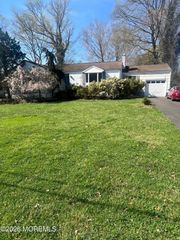 216 Queens Drive S, Little Silver, NJ 07739
