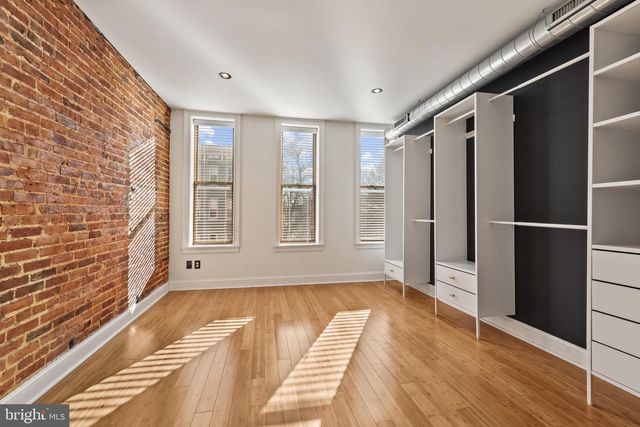 412 E LANVALE ST, Baltimore, MD 21202