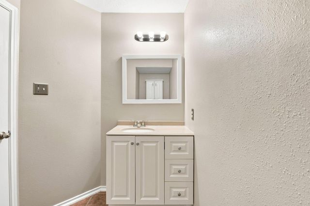 7203 Lazy Summer Court, Magnolia, TX 77354