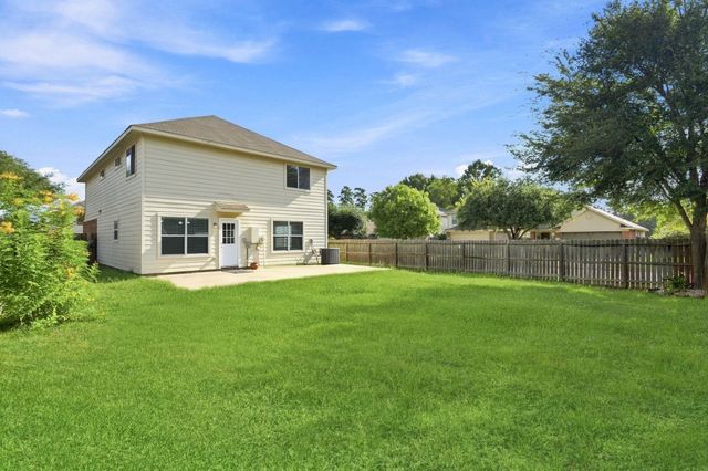 7203 Lazy Summer Court, Magnolia, TX 77354