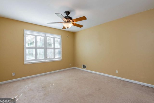 721 Dorsey Circle SW, Lilburn, GA 30047