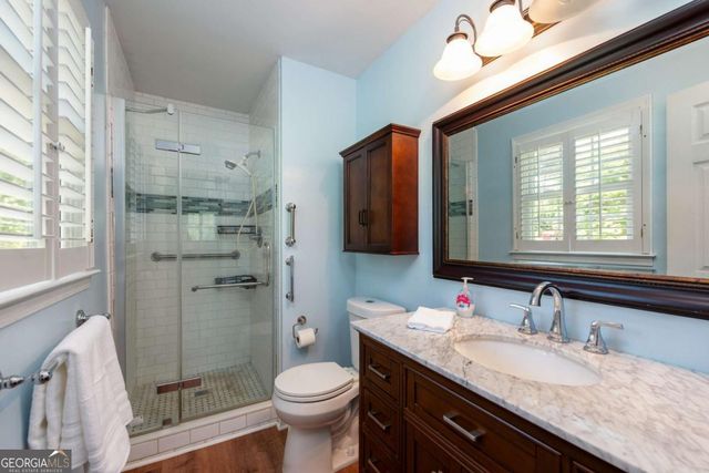 721 Dorsey Circle SW, Lilburn, GA 30047
