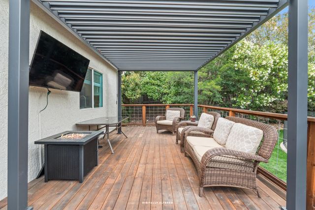 3805 Spinel Cir, Rescue, CA 95672