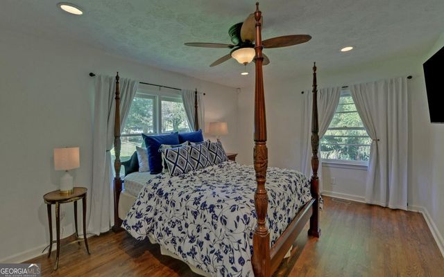 1398 Cumberland Drive, Gainesville, GA 30501