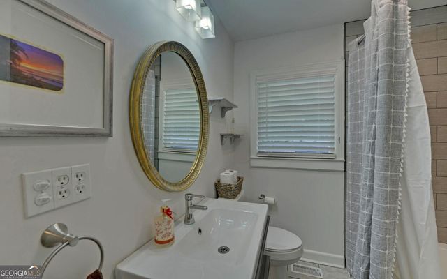 1398 Cumberland Drive, Gainesville, GA 30501