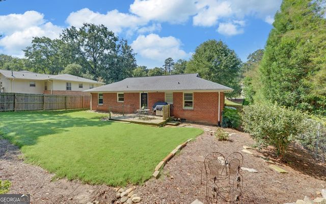 1398 Cumberland Drive, Gainesville, GA 30501