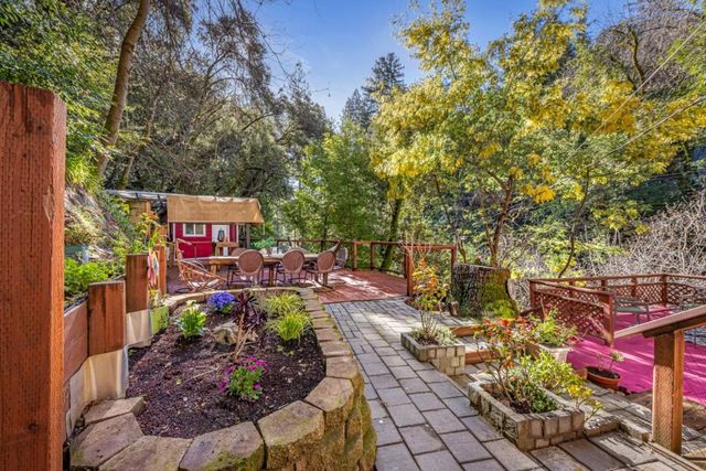 19495 Beardsley Road, Los Gatos, CA 95033