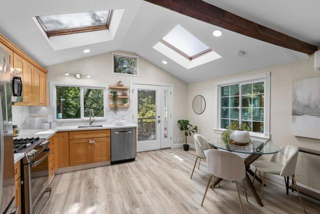 19495 Beardsley Road, Los Gatos, CA 95033