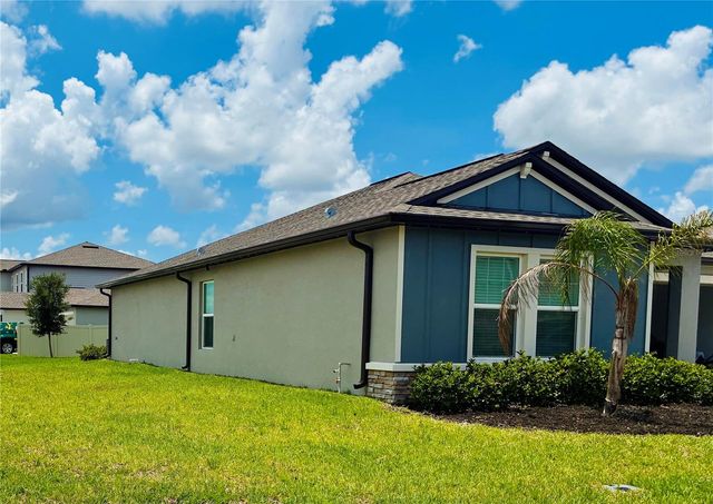 2141 LANIER ROAD, Zephyrhills, FL 33541