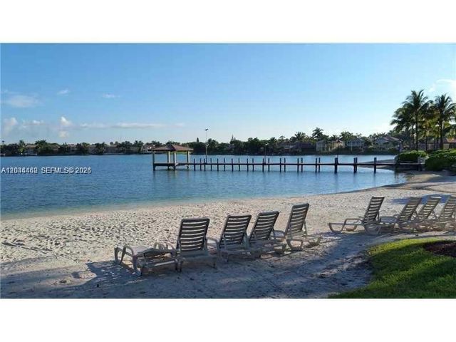 10700 NW 66th St 204, Doral, FL 33178