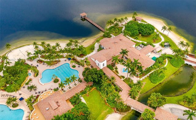 10700 NW 66th St 204, Doral, FL 33178