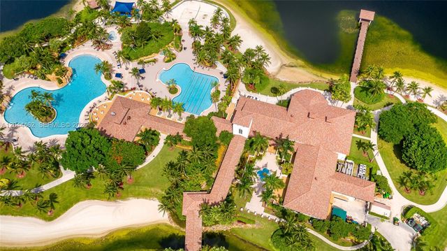 10700 NW 66th St 204, Doral, FL 33178