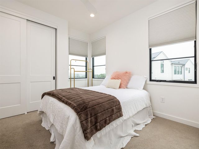 800 Emilia CT, Austin, TX 78746