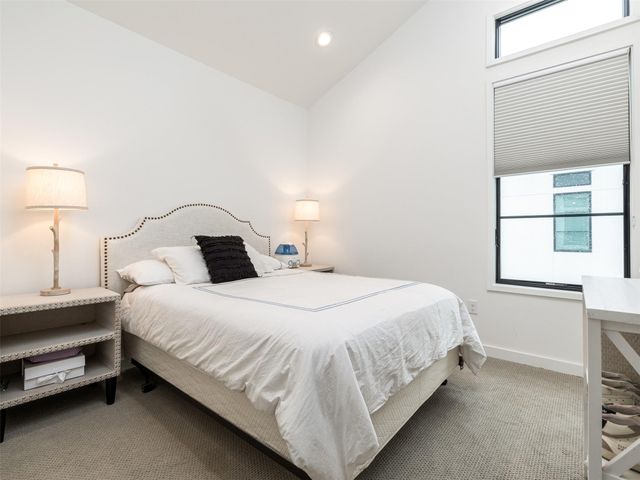 800 Emilia CT, Austin, TX 78746