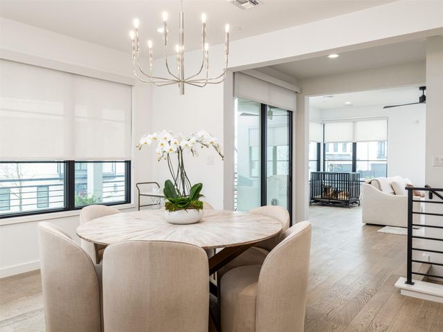 800 Emilia CT, Austin, TX 78746