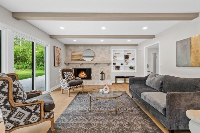10525 N Fairway LANE, Mequon, WI 53092