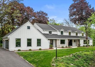 10525 N Fairway LANE, Mequon, WI 53092