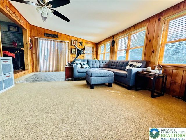 6424 Larch Lane, Macungie Boro, PA 18062