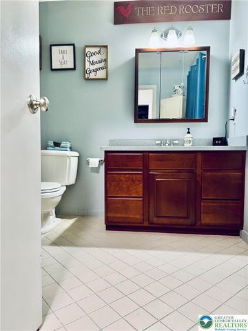 6424 Larch Lane, Macungie Boro, PA 18062