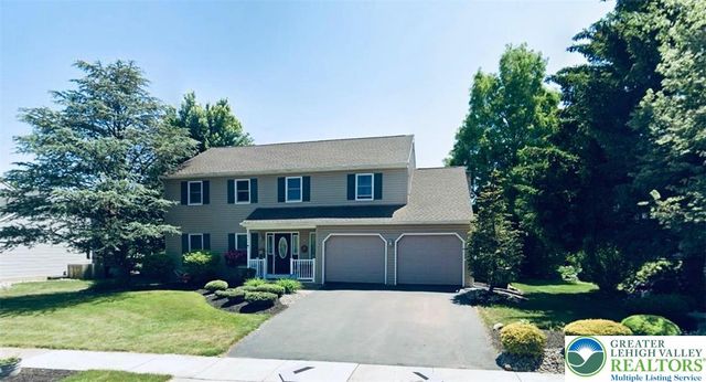 6424 Larch Lane, Macungie Boro, PA 18062