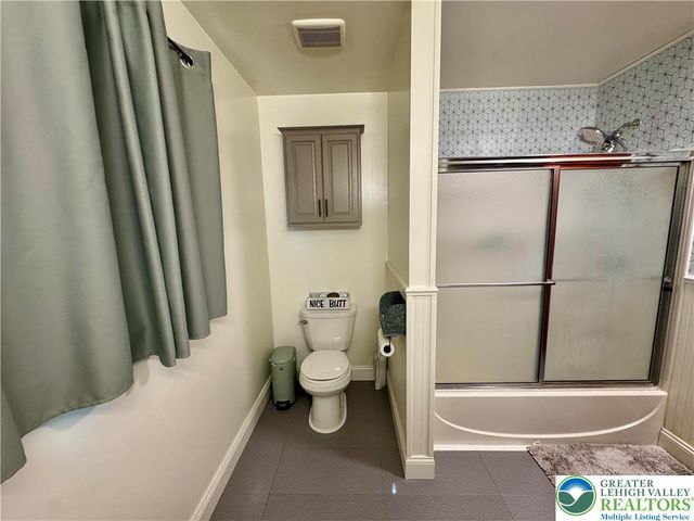 6424 Larch Lane, Macungie Boro, PA 18062