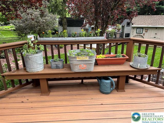 6424 Larch Lane, Macungie Boro, PA 18062