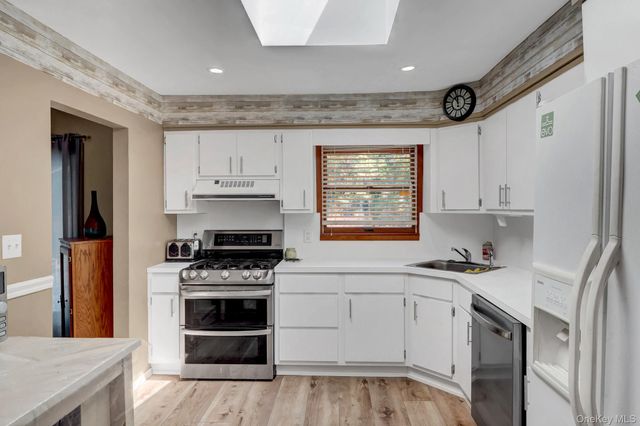 473 Long Island Avenue, Medford, NY 11763