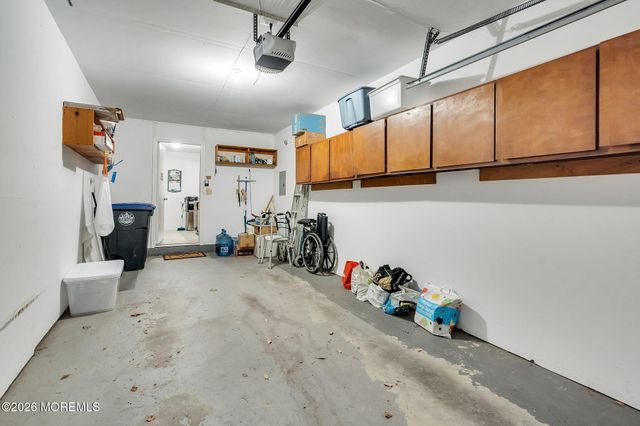 27 Racquet Road, Wall, NJ 07719