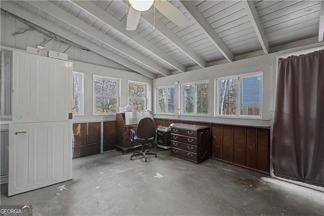 6442 Ford Road, Flowery Branch, GA 30542