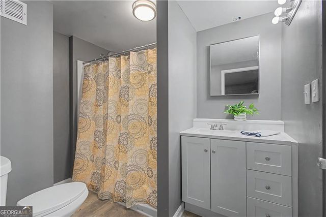 6442 Ford Road, Flowery Branch, GA 30542