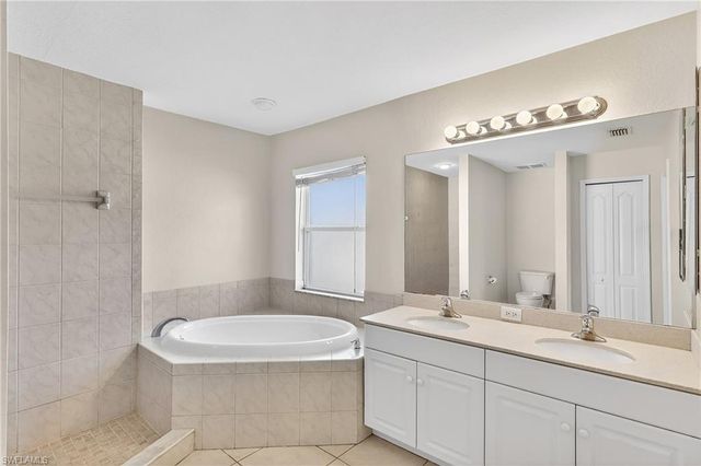 815 SW 11th AVE, Cape Coral, FL 33991