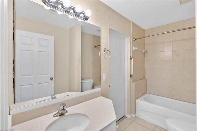 815 SW 11th AVE, Cape Coral, FL 33991