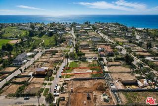 709 Swarthmore Avenue, Los Angeles, CA 90272