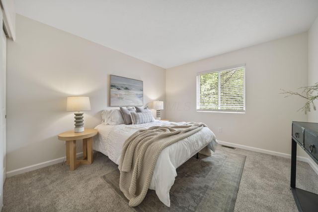2481 Queenswood Drive, Columbus, OH 43219