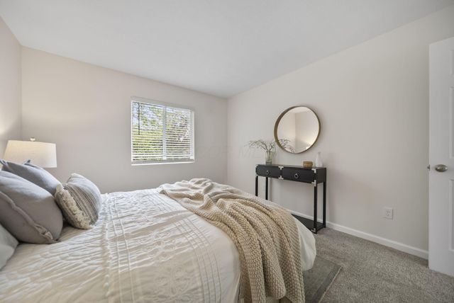 2481 Queenswood Drive, Columbus, OH 43219