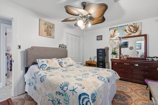 315 Blackberry Drive SW, Decatur, AL 35603