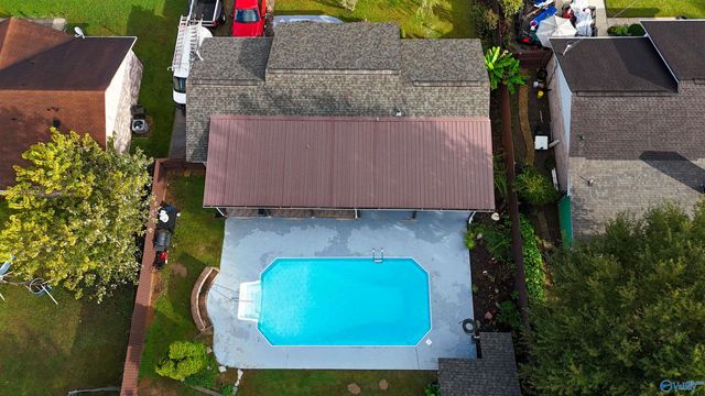 315 Blackberry Drive SW, Decatur, AL 35603