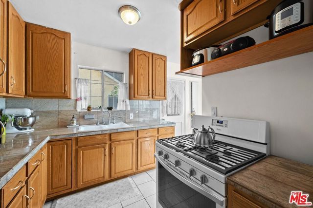 1910 Colby Avenue, Los Angeles, CA 90025