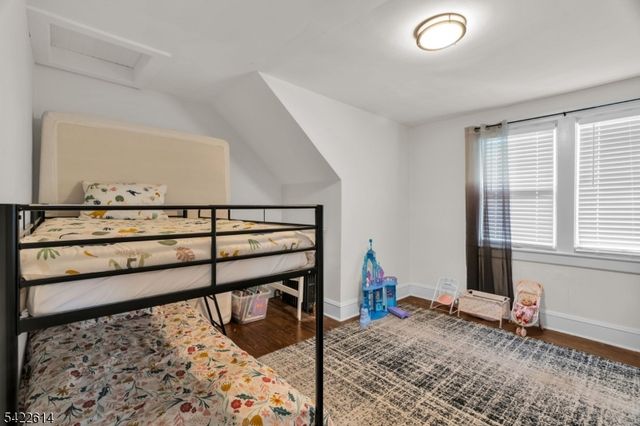 80 Henderson St, Phillipsburg Town, NJ 08865