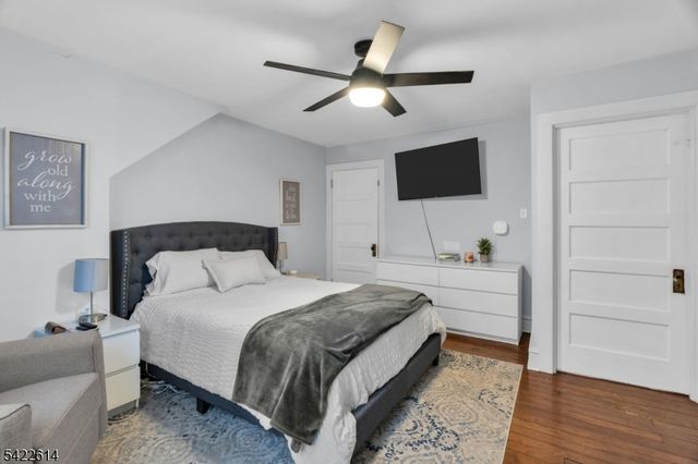 80 Henderson St, Phillipsburg Town, NJ 08865