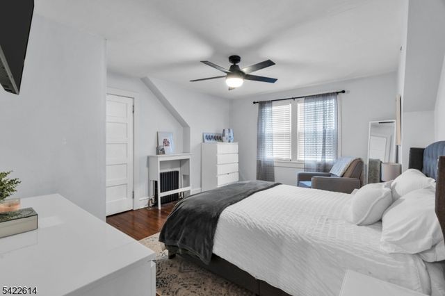 80 Henderson St, Phillipsburg Town, NJ 08865