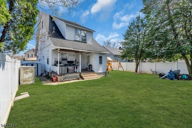 80 Henderson St, Phillipsburg Town, NJ 08865