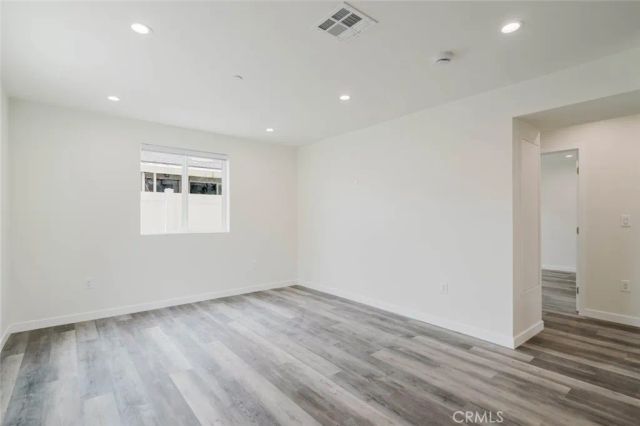 7732 Etiwanda, Reseda, CA 91335